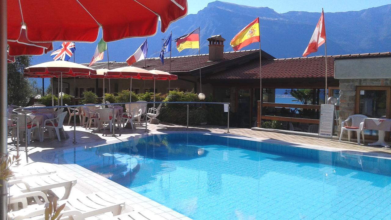 Residence Miravalle Limone sul Garda Buitenkant foto